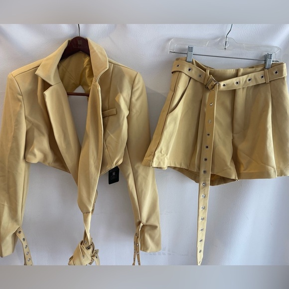 Shein NWT Monse Mathilde Lomme cross tie & open back Blazer w/ Long Belt shorts. - Picture 2 of 15